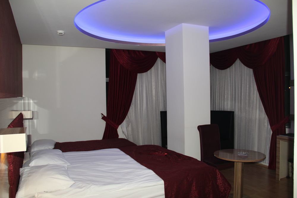 Grand Ezel Hotel 3*