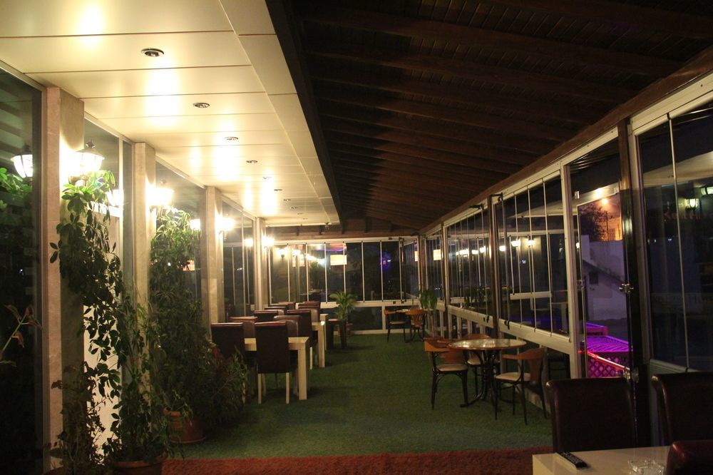 Hotel Grand Ezel